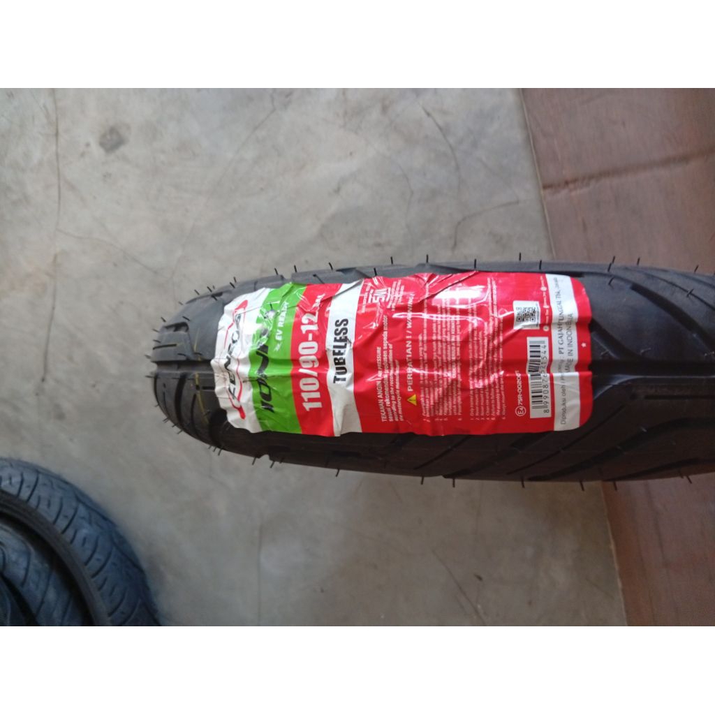 BAN TUBLESS ZENEOS 110/90 RING 12