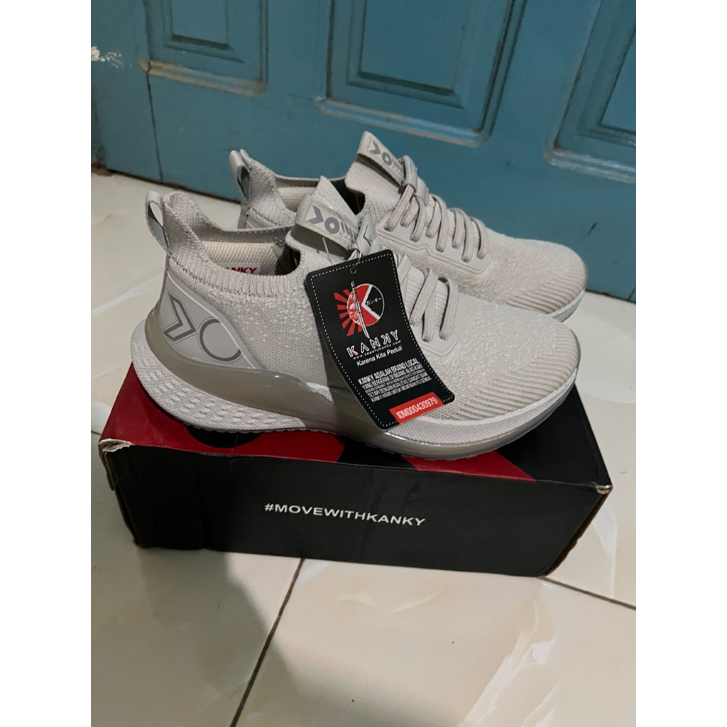 Kanky x Tirta Story Sensu V2 Grey - Uk 38