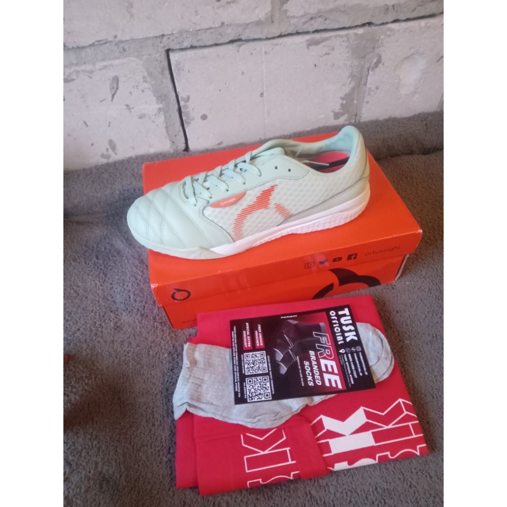 sepatu futsal ortuseght jogosala volta 2 (Bekas)