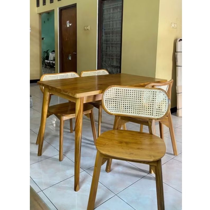 Set Meja Makan Minimalis 4 Kursi Rotan Kombinasi Kayu Jati Furniture Jepara