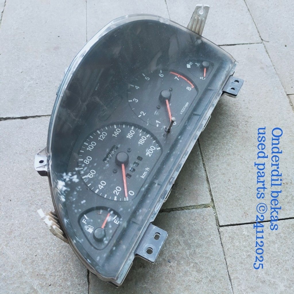 speedometer cluster suzuki Esteem 1.6