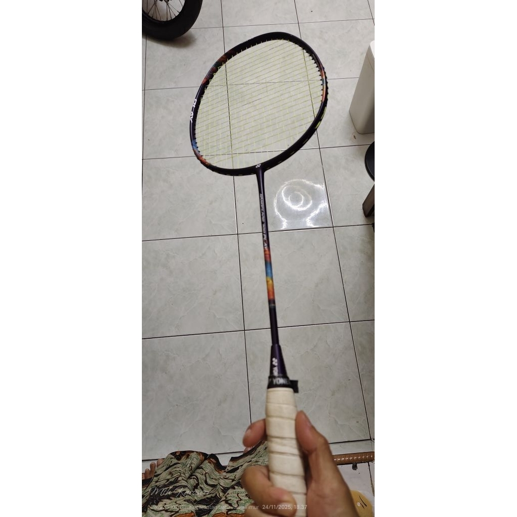 Raket Yonex Nanoflare 700 Play