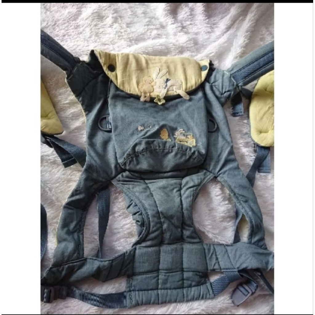 Gendongan depan baby agabang preloved