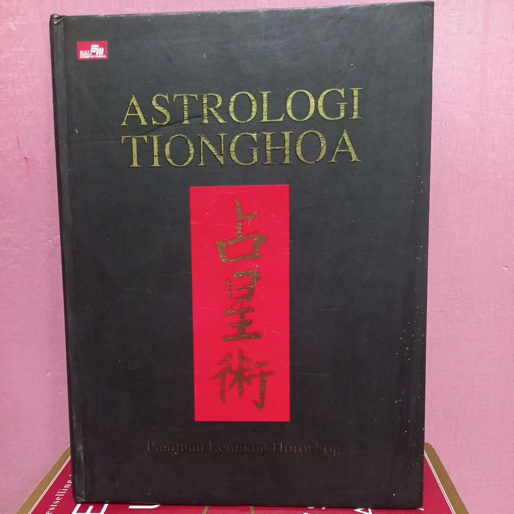Buku Astrologi Tionghoa