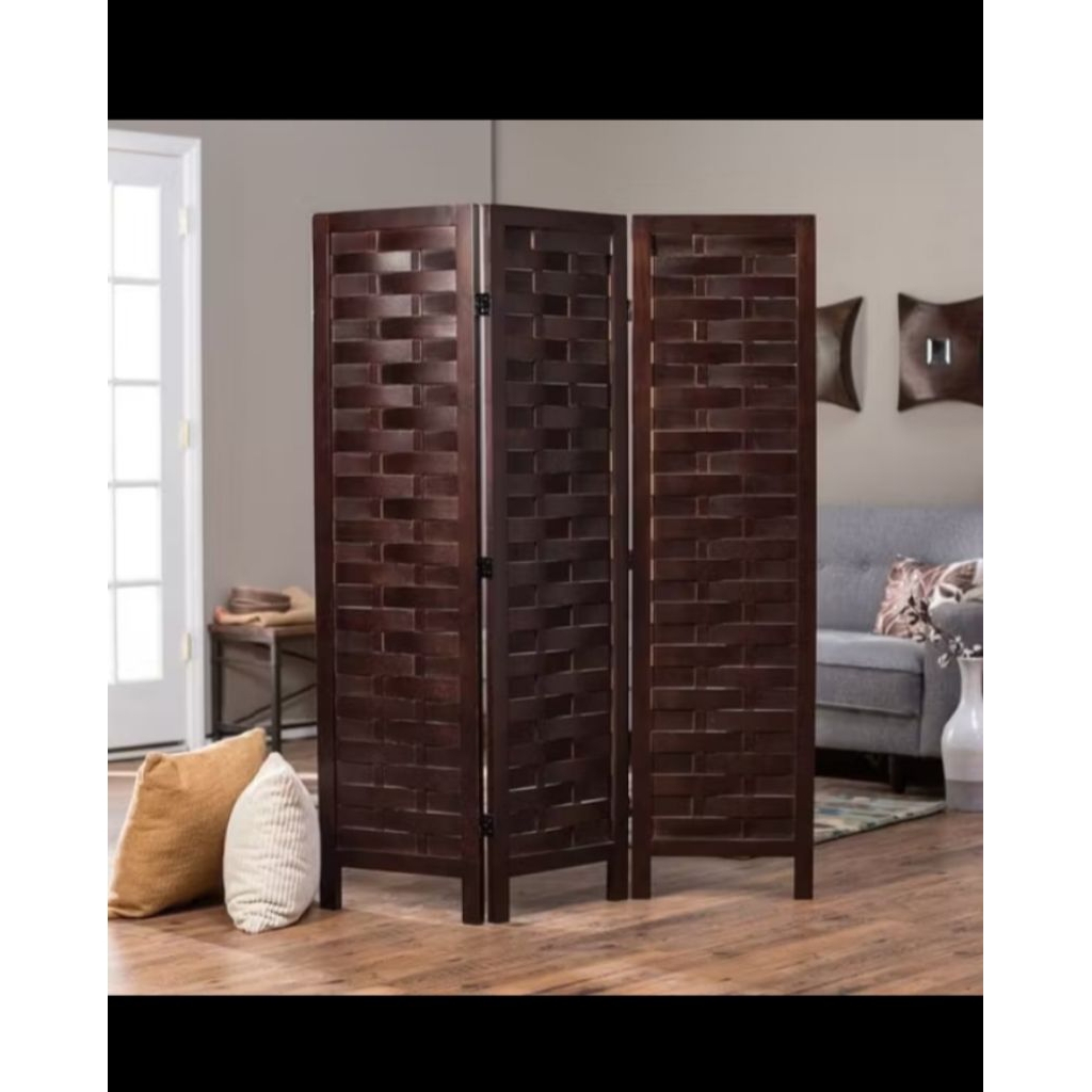 PENYEKAT RUANGAN KAYU JATI