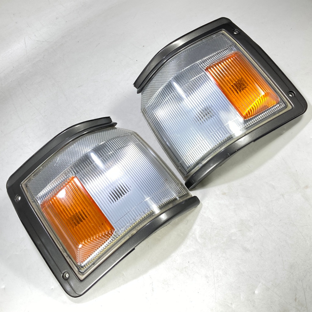 Lampu Sein Lampu Sen Kijang Grand Super Rover Jantan Sepasang Original