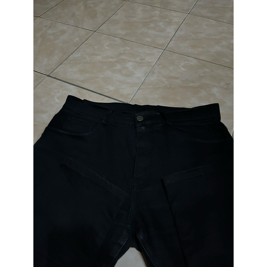 Celana Jeans Comic Jeans Pria Hitam