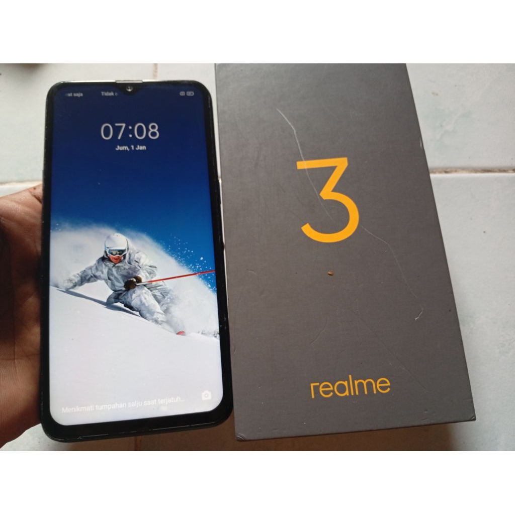 HP SECOND REALME 3 ORIGINAL 4/64