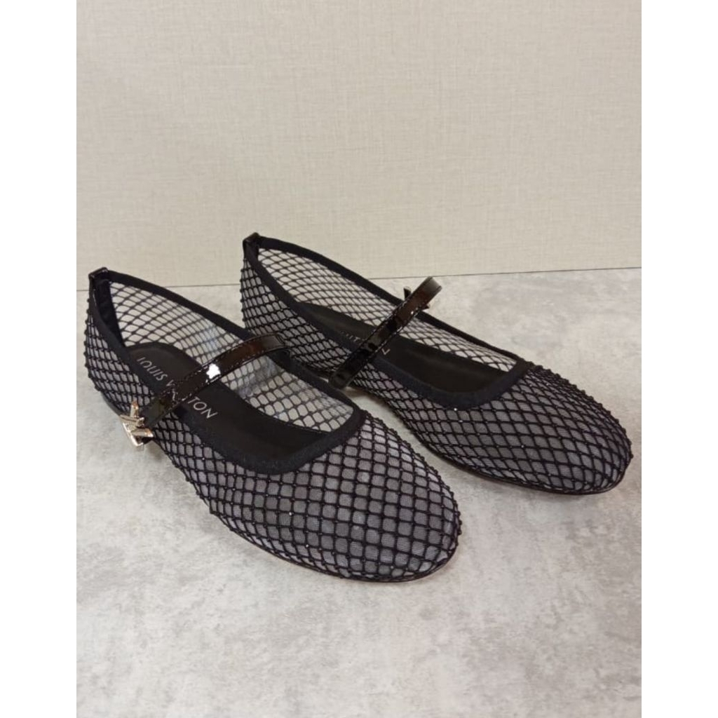 benzv sepatu wanita bal*lerina fis*hnet black