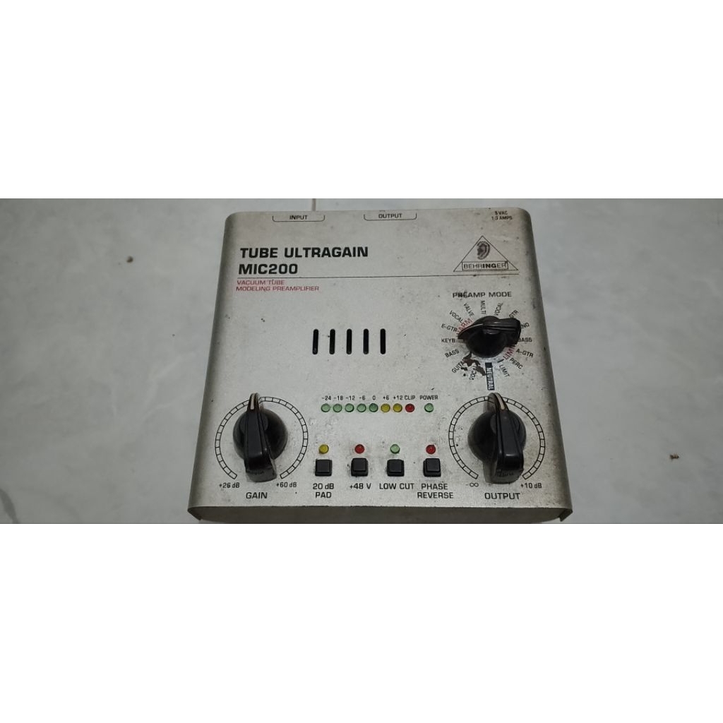 Behringer Ultragain MIC200