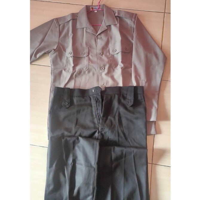 BAJU PDLSUS - PDH LENGAN PANJANG JATAH POLRI - SATPAM BAJU PDLSUS - PDH LENGAN PANJANG JATAH POLRI -