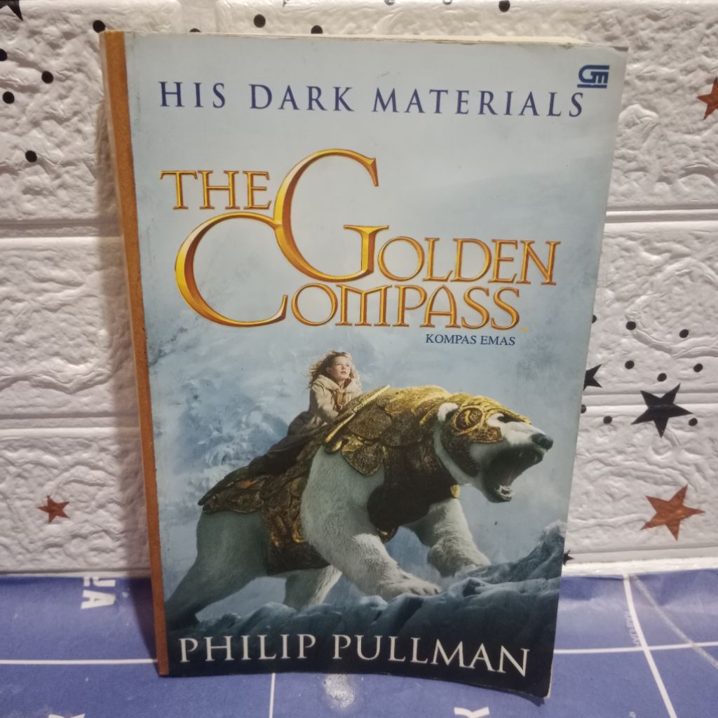 NOVEL FANTASI - THE GOLDEN COMPASS