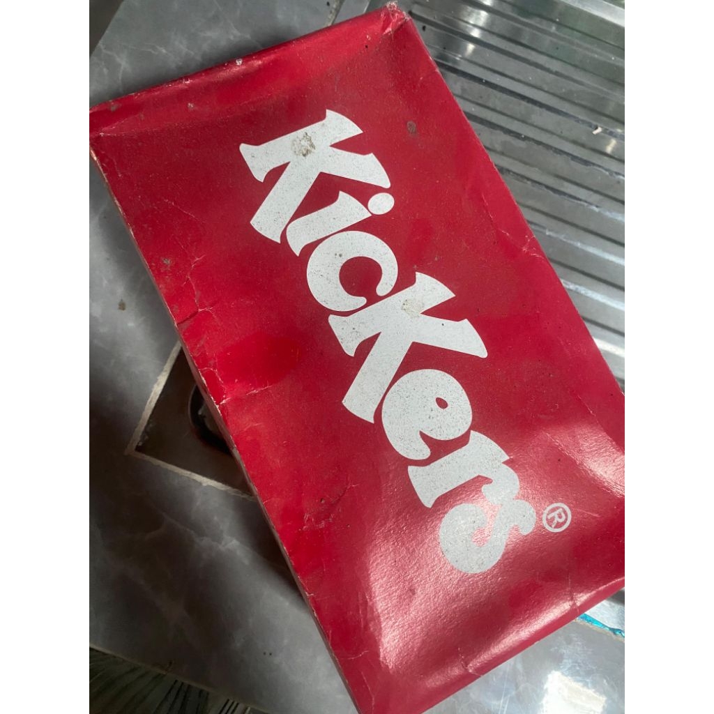 sepatu wanita kickers s-24 ex kado