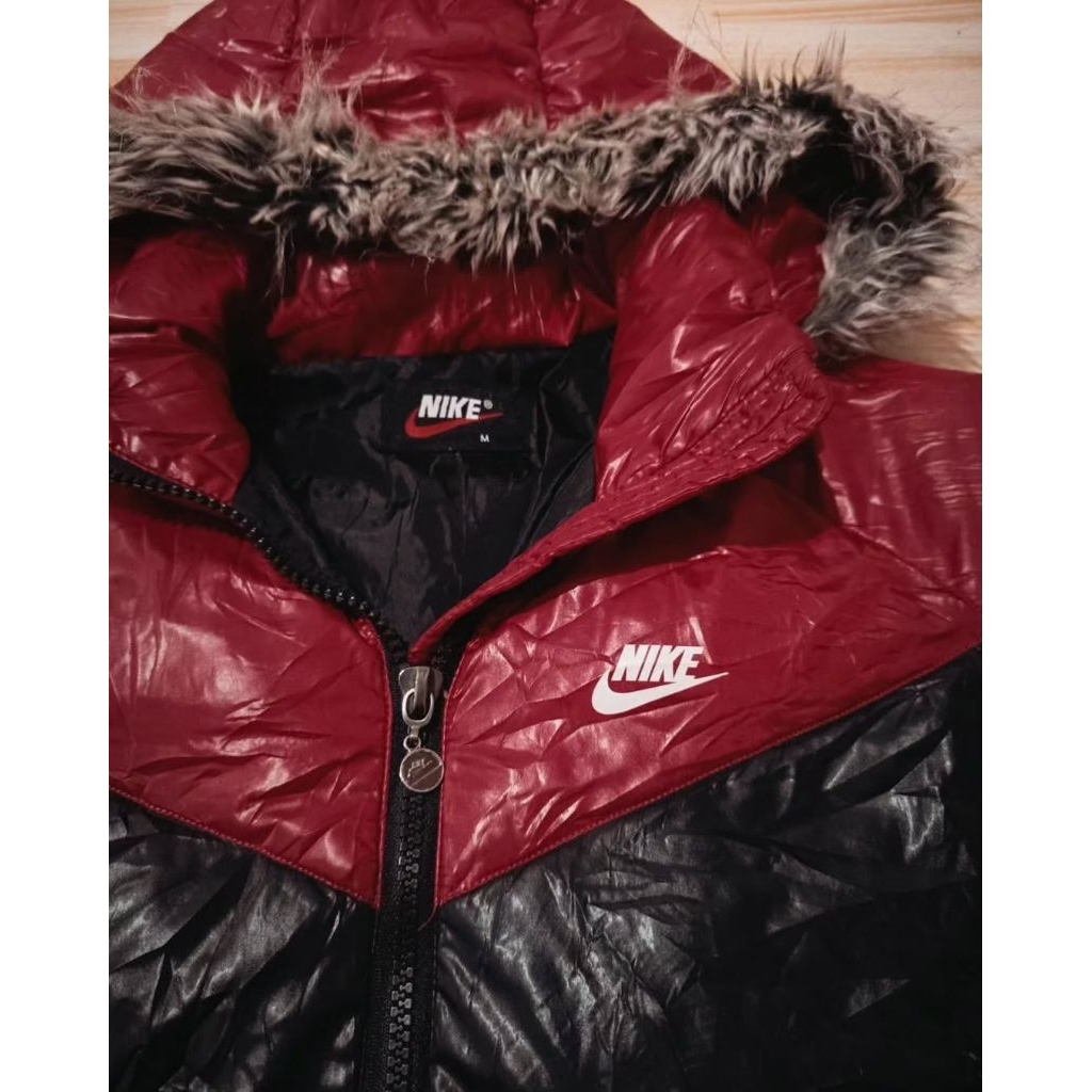 Jaket Gelembung Nike (second)