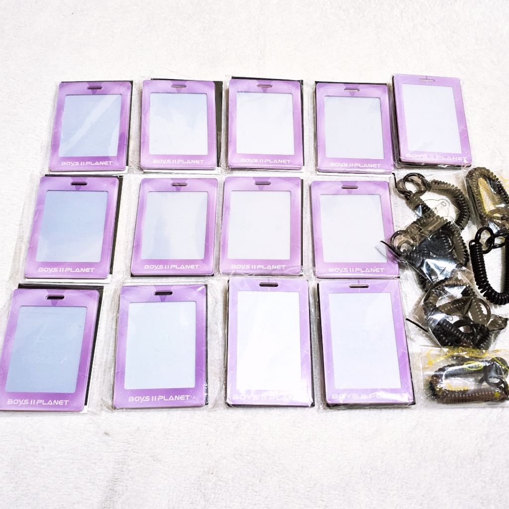 PHOTOCARD HOLDER BOYS 2 PLANET KOREA POP UP STORE