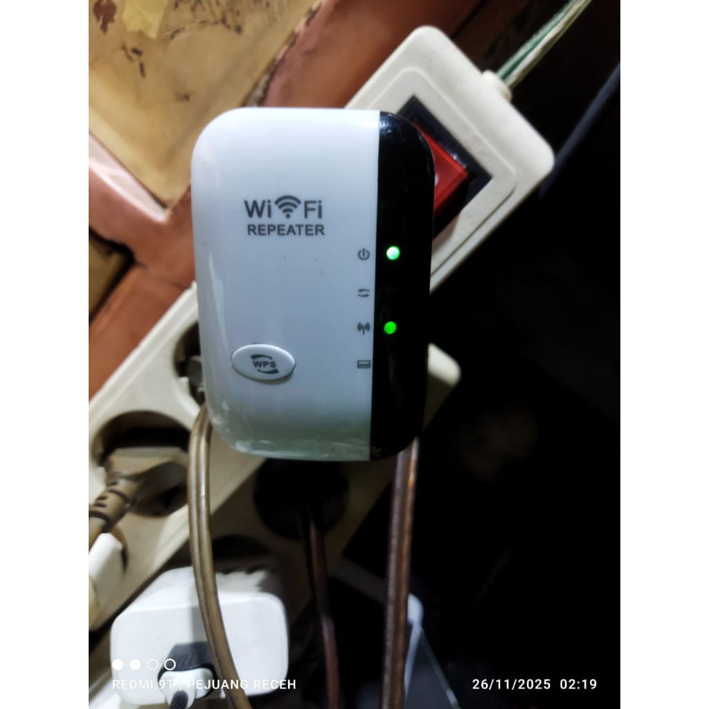 Repeater/extender mi penguat sinyal wifi