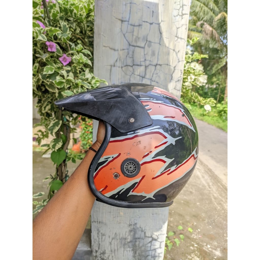 helm suzuki TS original bekas