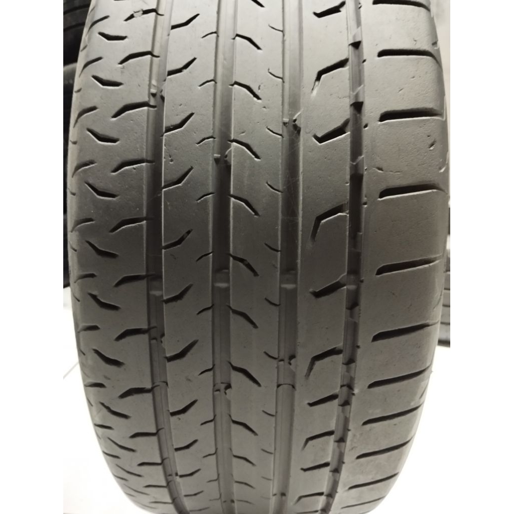 Ban mobil 235 50 ring 18 Continental Second copotan 2020 masih tebal 90 persen