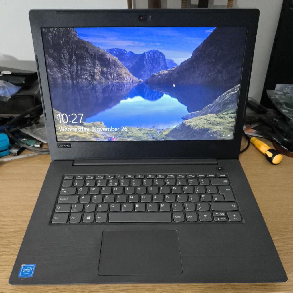 Lenovo V130 - 14igm