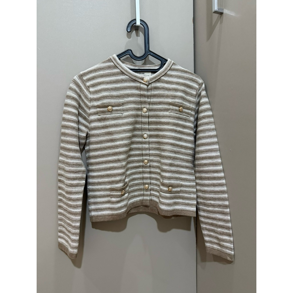 LOVE AND FLAIR CARDIGAN LIKE NEW