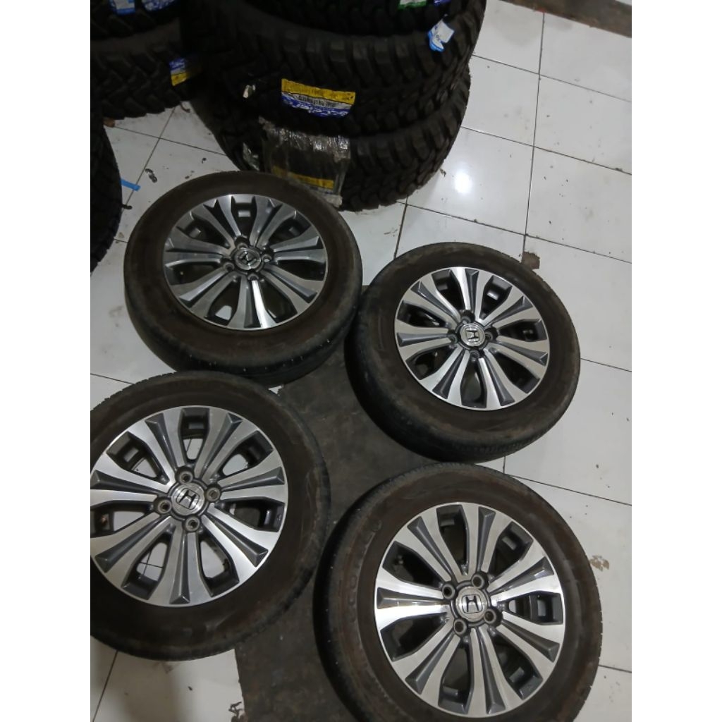 READY VELG SECOND STD FREED R15X5.5 4X100 GP + BAN 185 65 R15