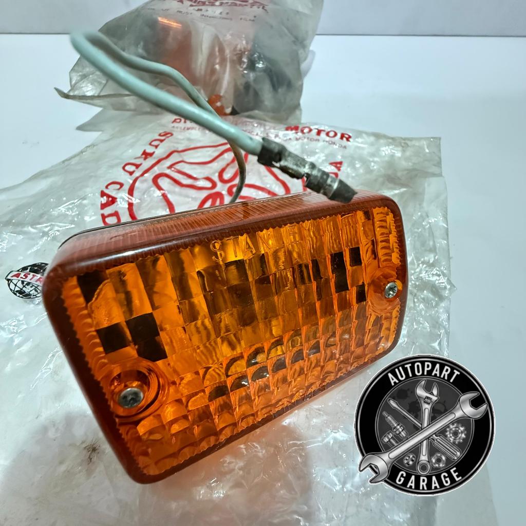 LAMPU SEIN SEN DEPAN HONDA C700 C800 ORIGINAL NOS