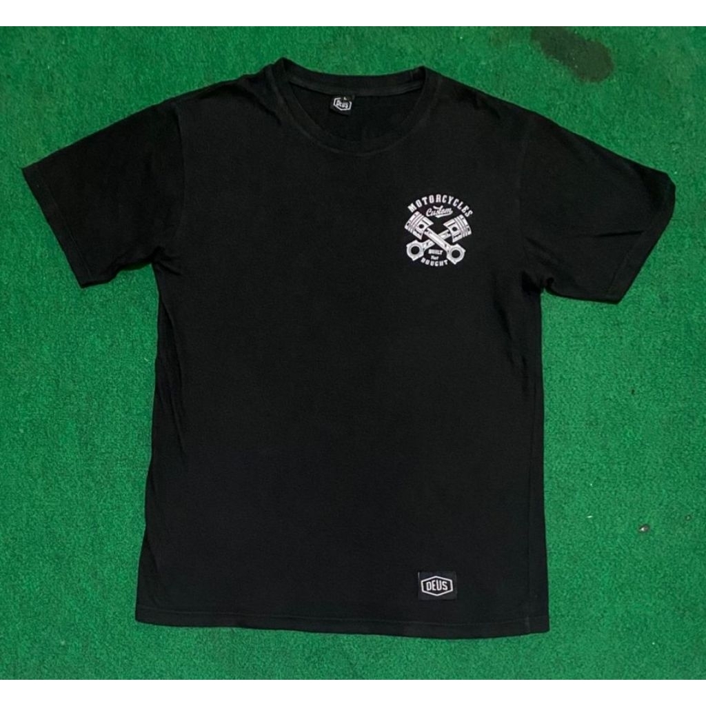 T-SHIRT - DEUS EX MACHINA