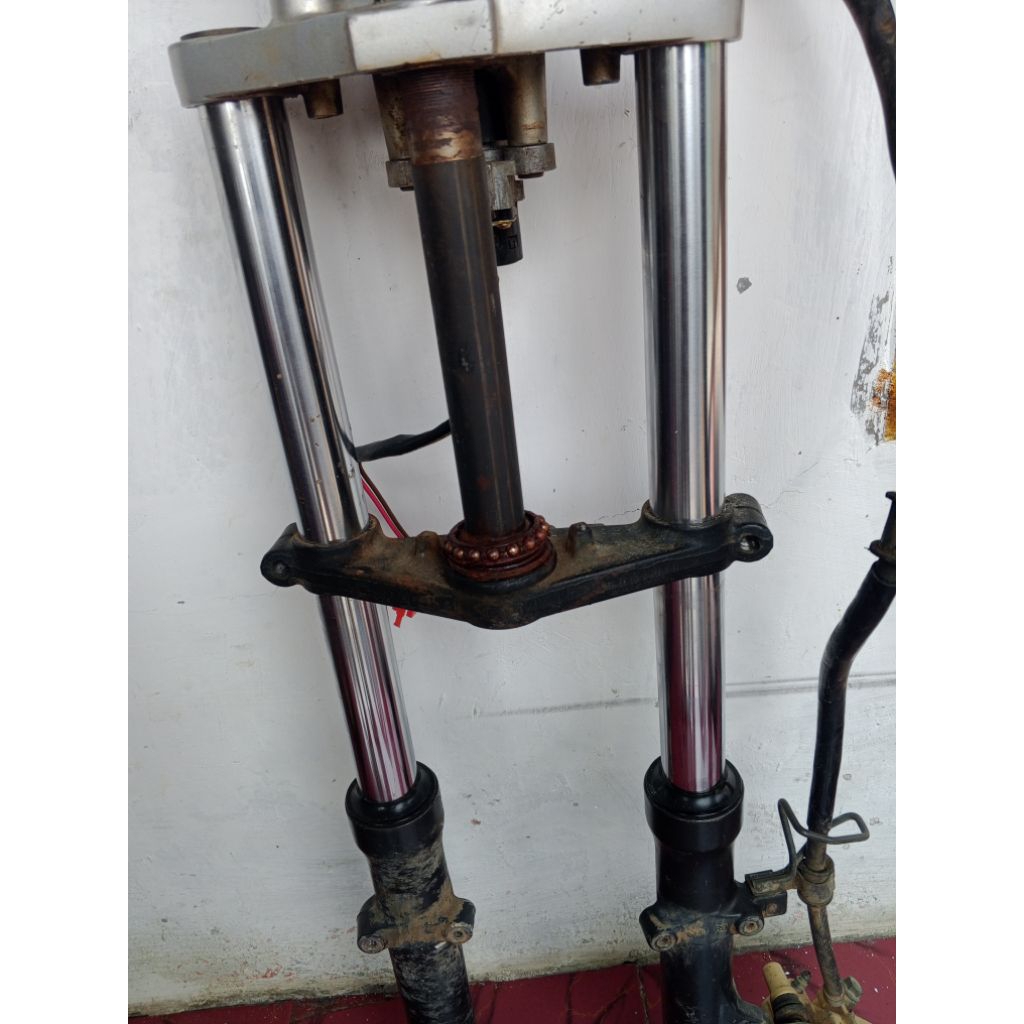 shockbreaker shock depan vixion old original copotan set catkram