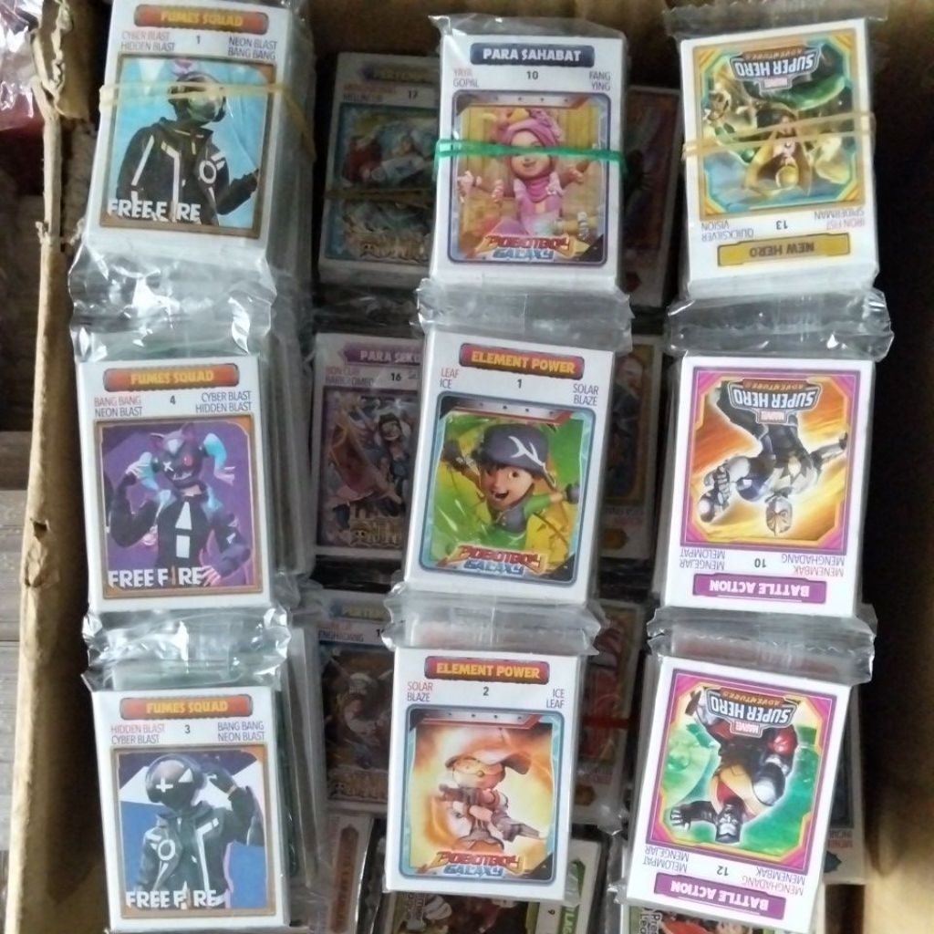 MAINAN KARTU WARTET JOMBO DG ISI 12 SASET