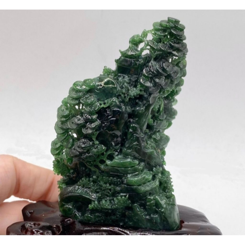 Jadeite jade giok Burma ukiran pajangan antik
