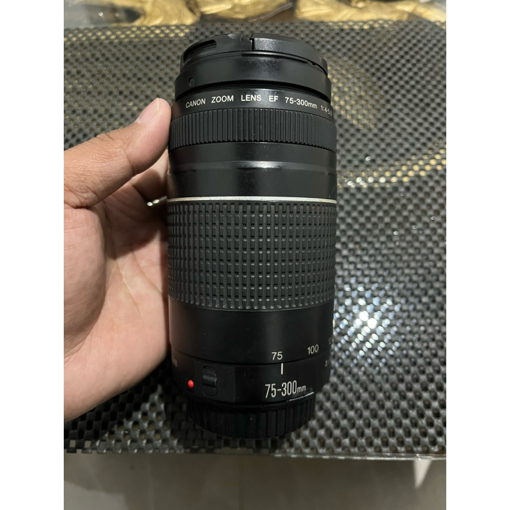 LENSA TELE CANON 75 300mm iii