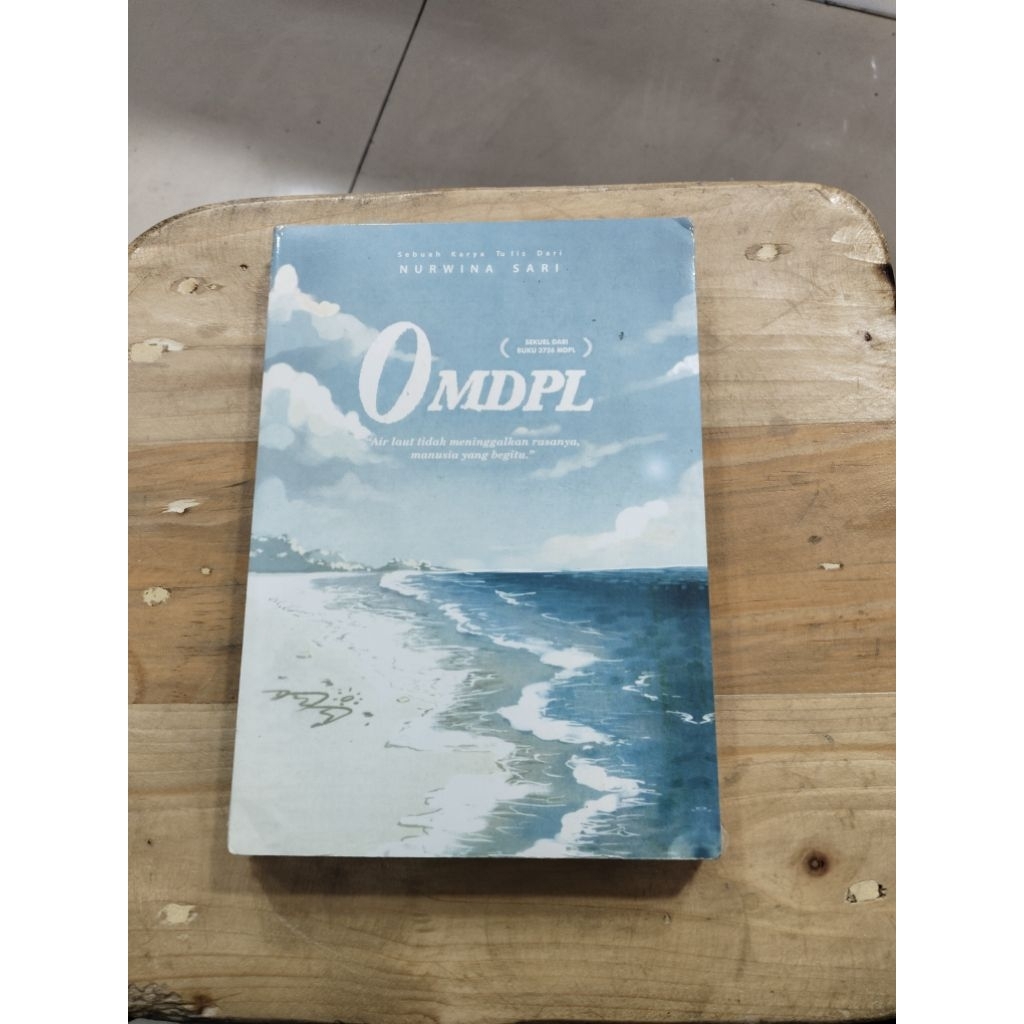 BUKU 0 MDPL by NURWINA SARI