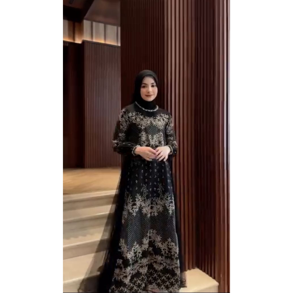 NEW_ Javina x kaleela Dress Black_M