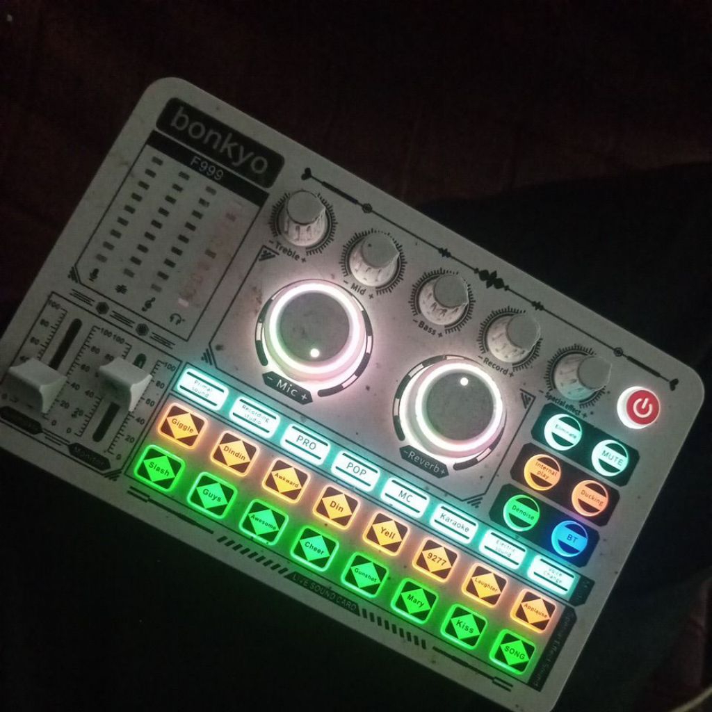 Soundcard bonkyo f999 white