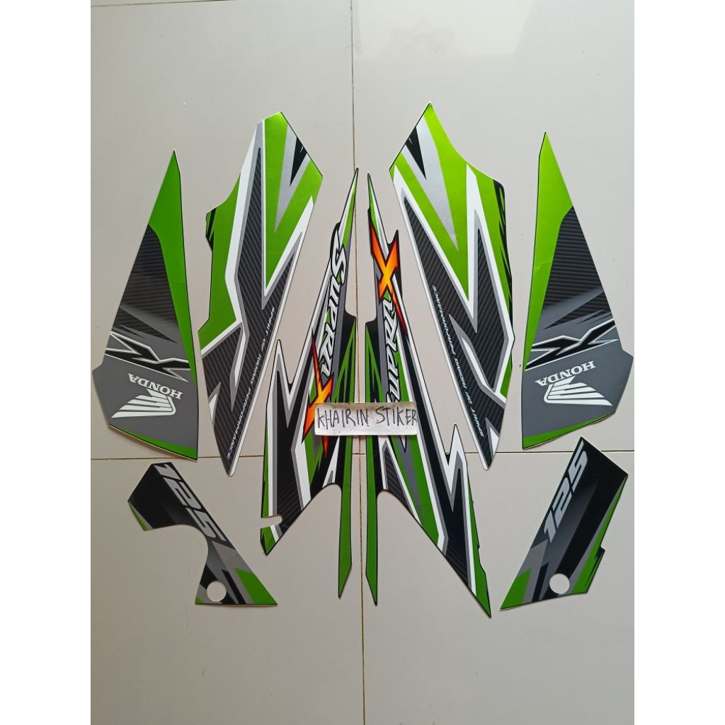 striping stiker Supra 125 x cw racing 2012 hitam ful hijau original