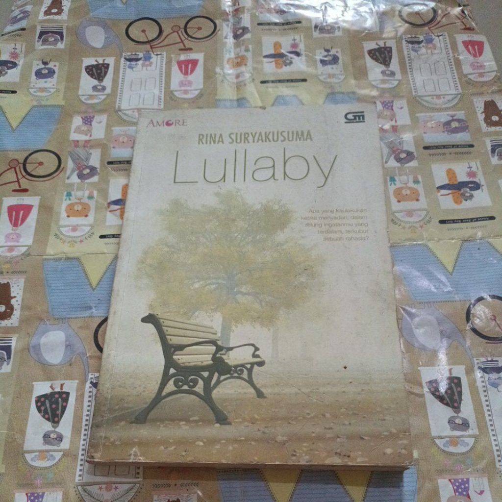 Novel Rina Suryakusuma - Lullaby