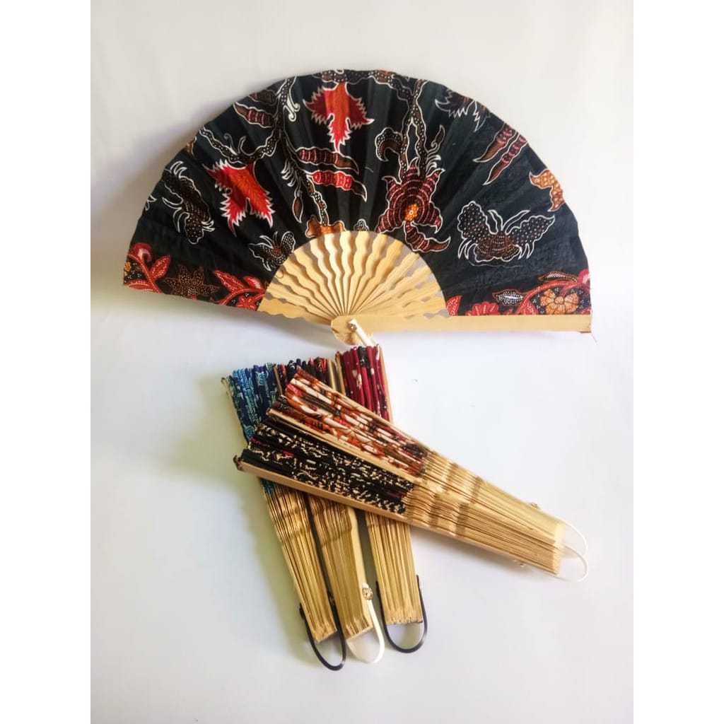 KIPAS TANGAN LIPAT KAYU / KIPAS MOTIF / KIPAS KAYU SOUVENIR / KIPAS MURAH / KIPAS BATIK