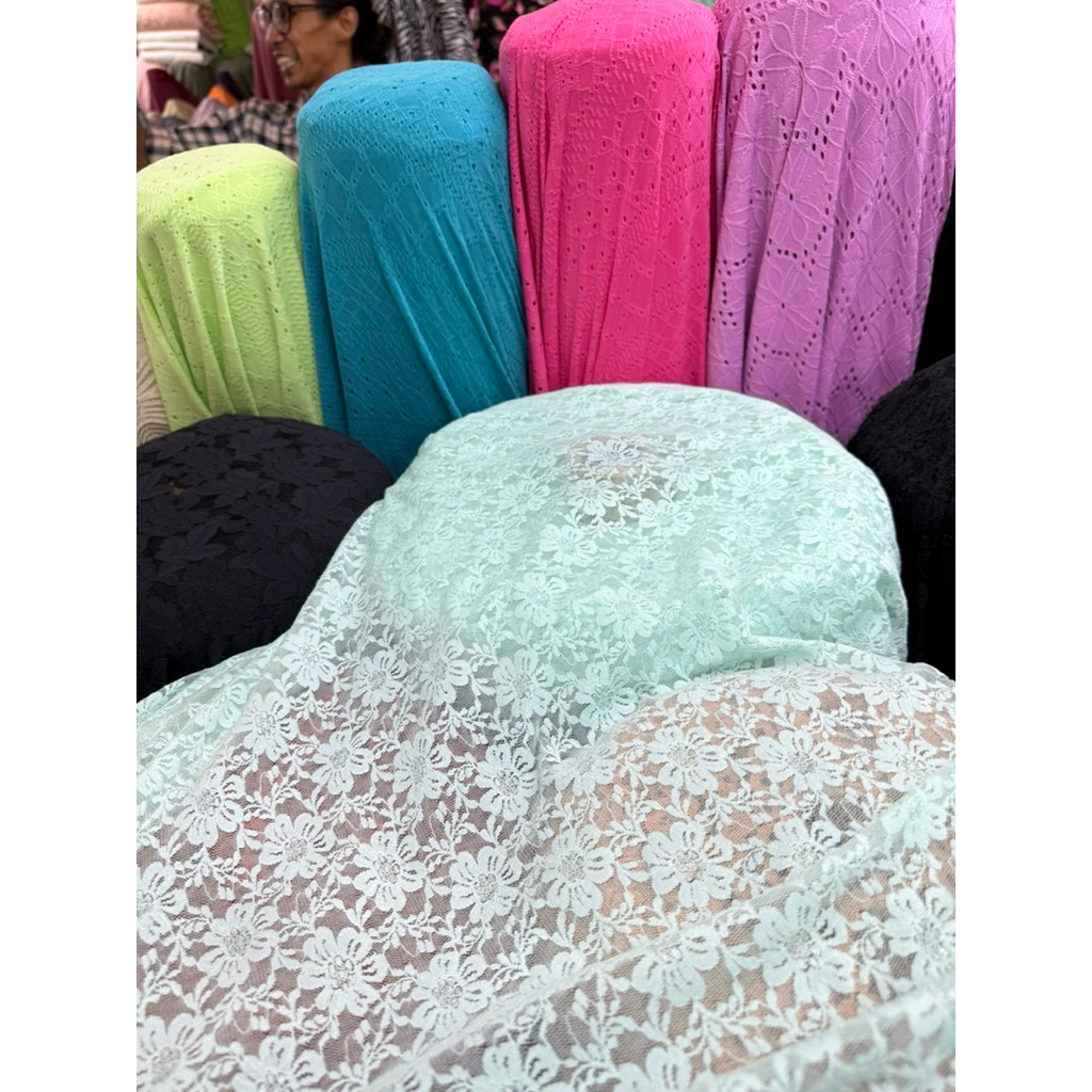 Kain Bahan Brukat/Brokat putih terbaru tercantum per 0.5 Meter