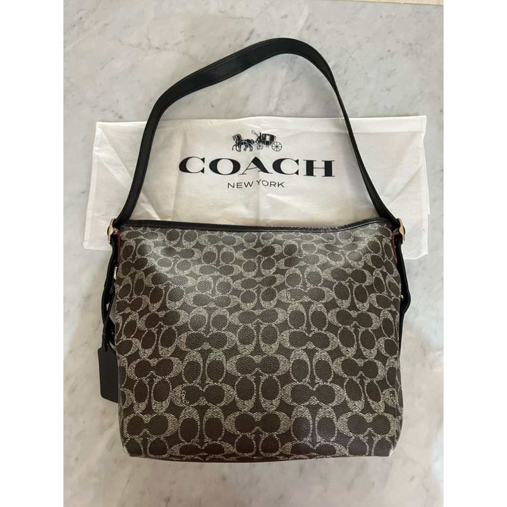 Coach Sling Preloved