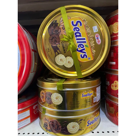 Sealleys Assorted Cookies Kukis Cokelat Chips & Kue Sagu Keju Kaleng 185gr