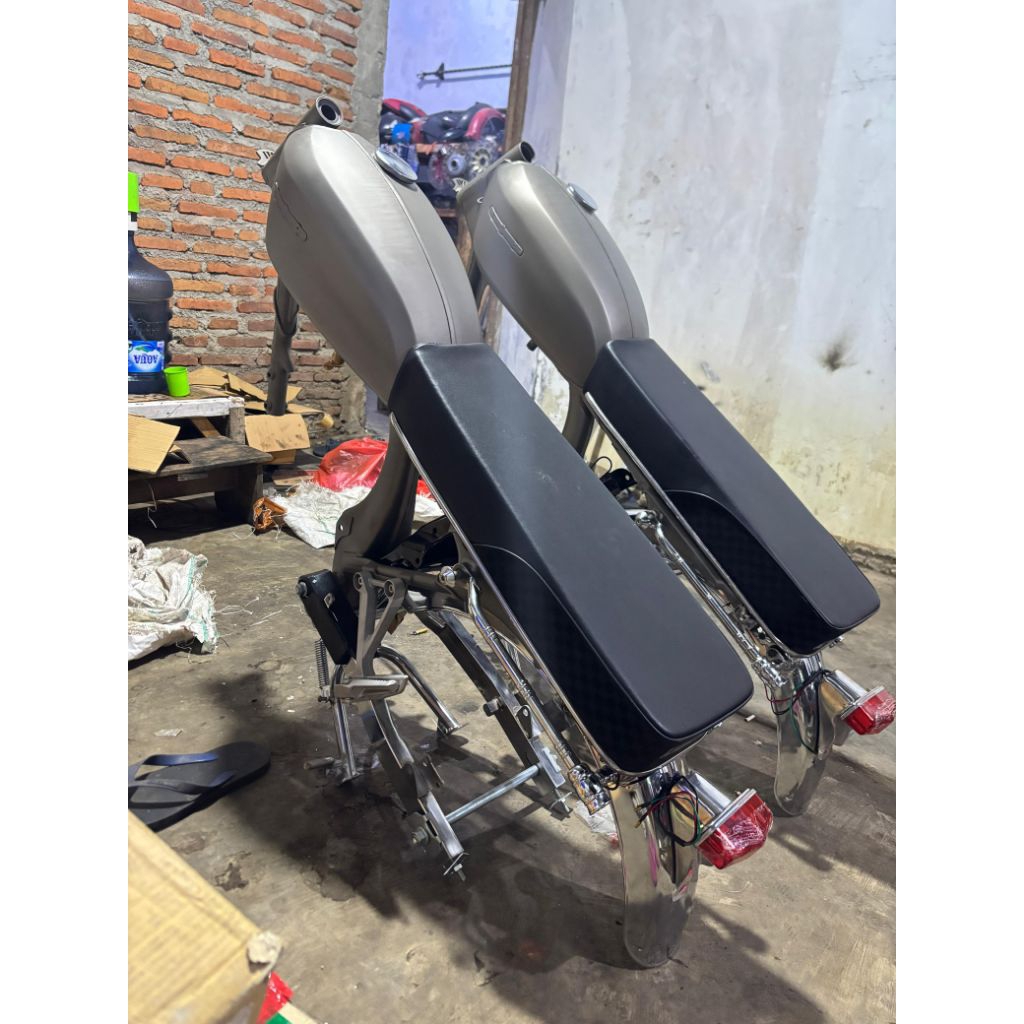 Body Set Rangka CB Tatanan Srit K2 Nganjuk Begel Panjang Tangki Jok Slebor Bostep Arem Stoplam