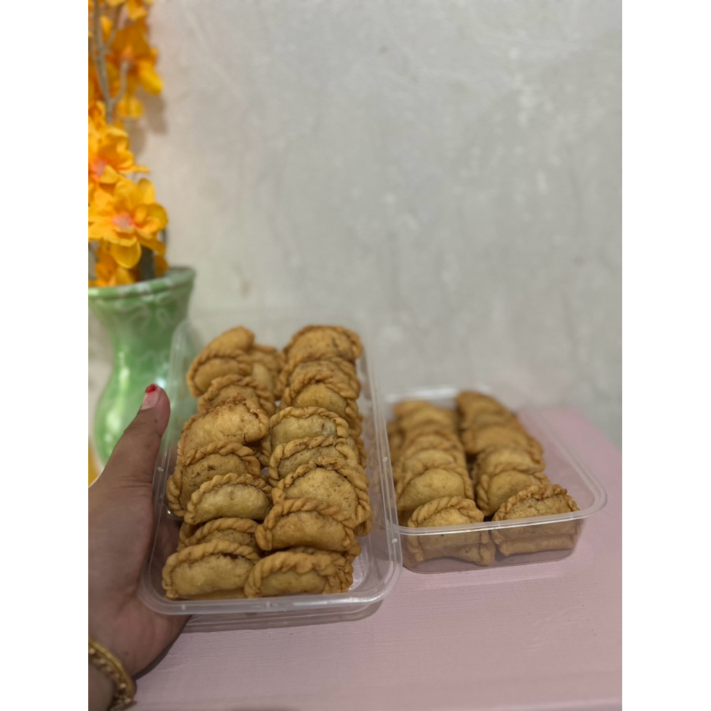 Pastel mini isi abon sapi pastel kering renyah gurih isi abon