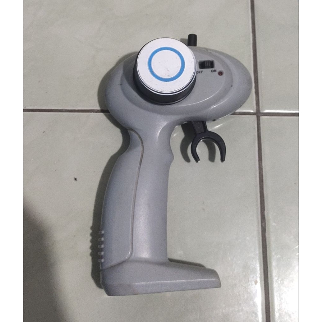 remot rc auldey race tin