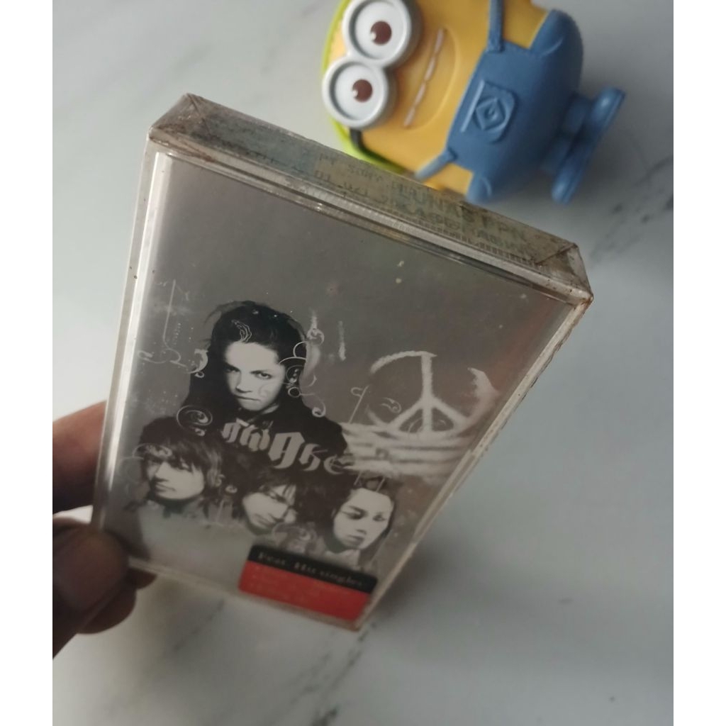 kaset pita L'Arc~en~Ciel segel