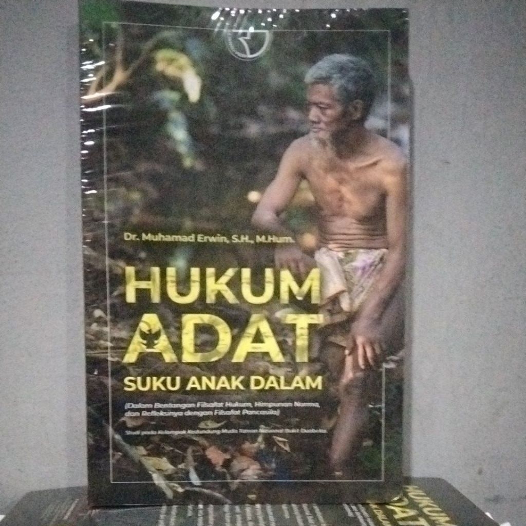 HUKUM ADAT SUKU ANAK DALAM RAJAGRAFINDO BALI