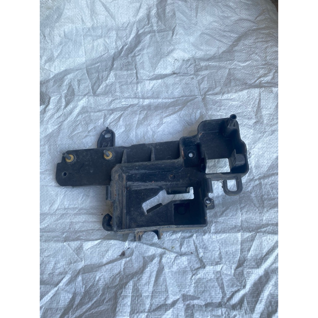 Wadah aki box aki accu byson karbu original lepasan copotan motor