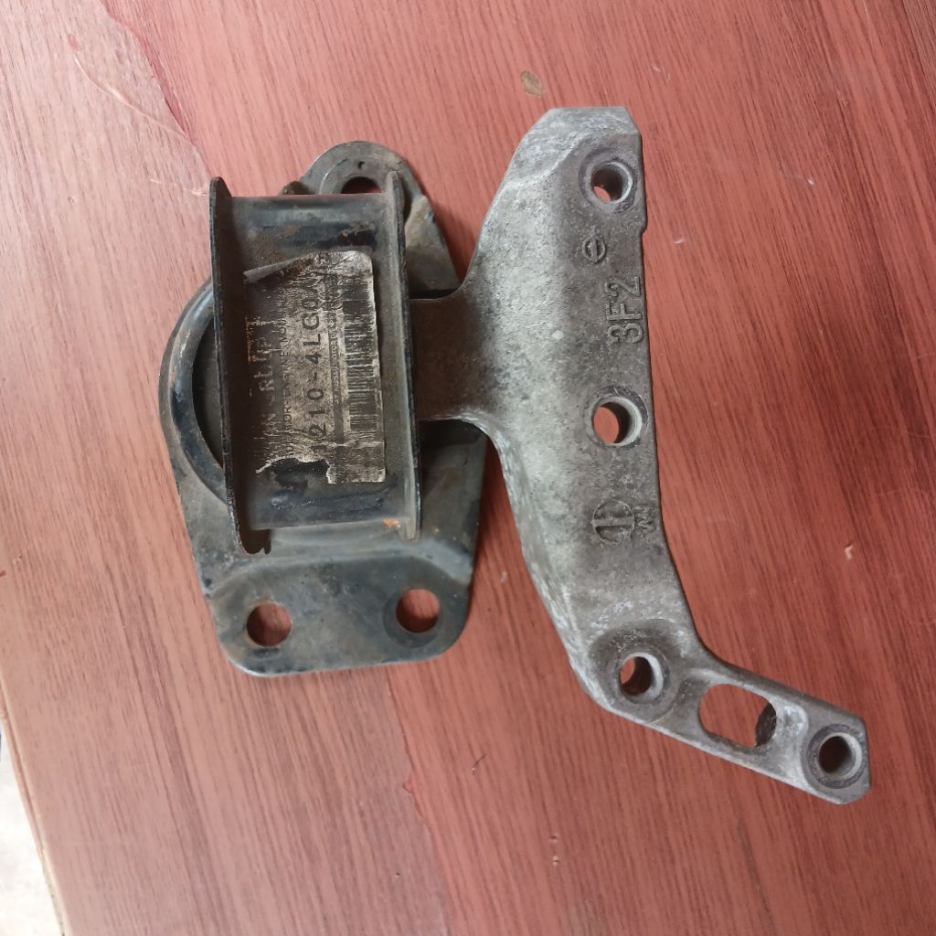 Enggine Mounting Datsun Go Go+ Panca Cross