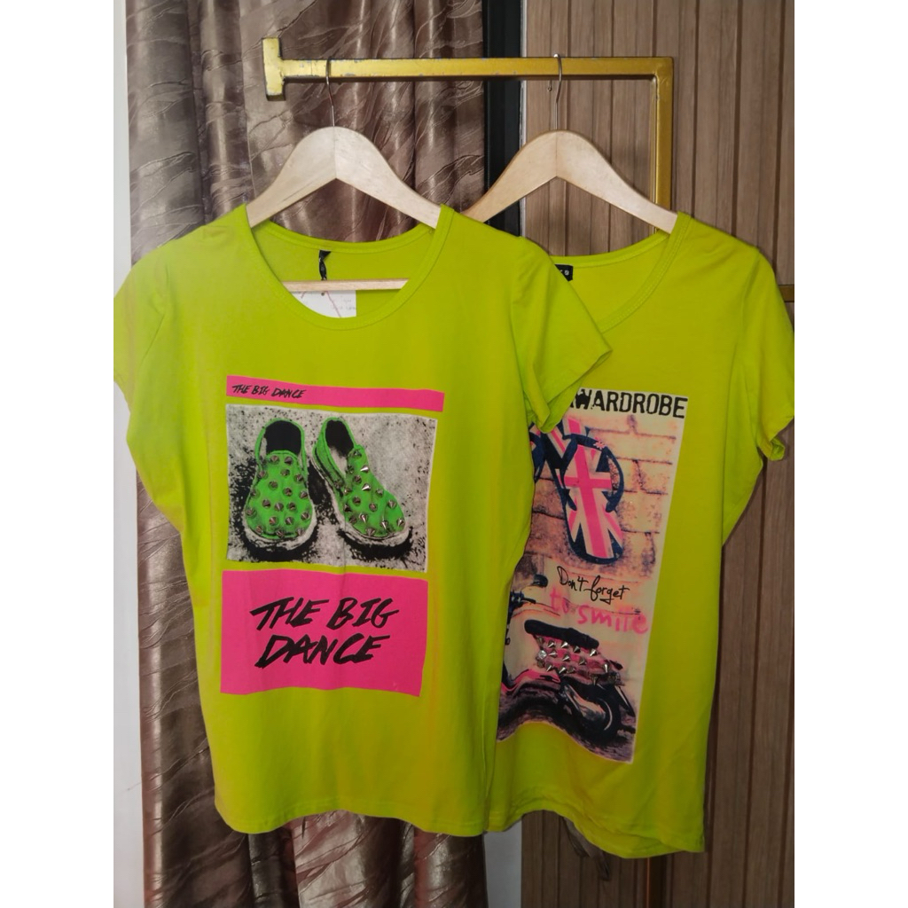 Sale  Kaos hijau stabilo sablon
