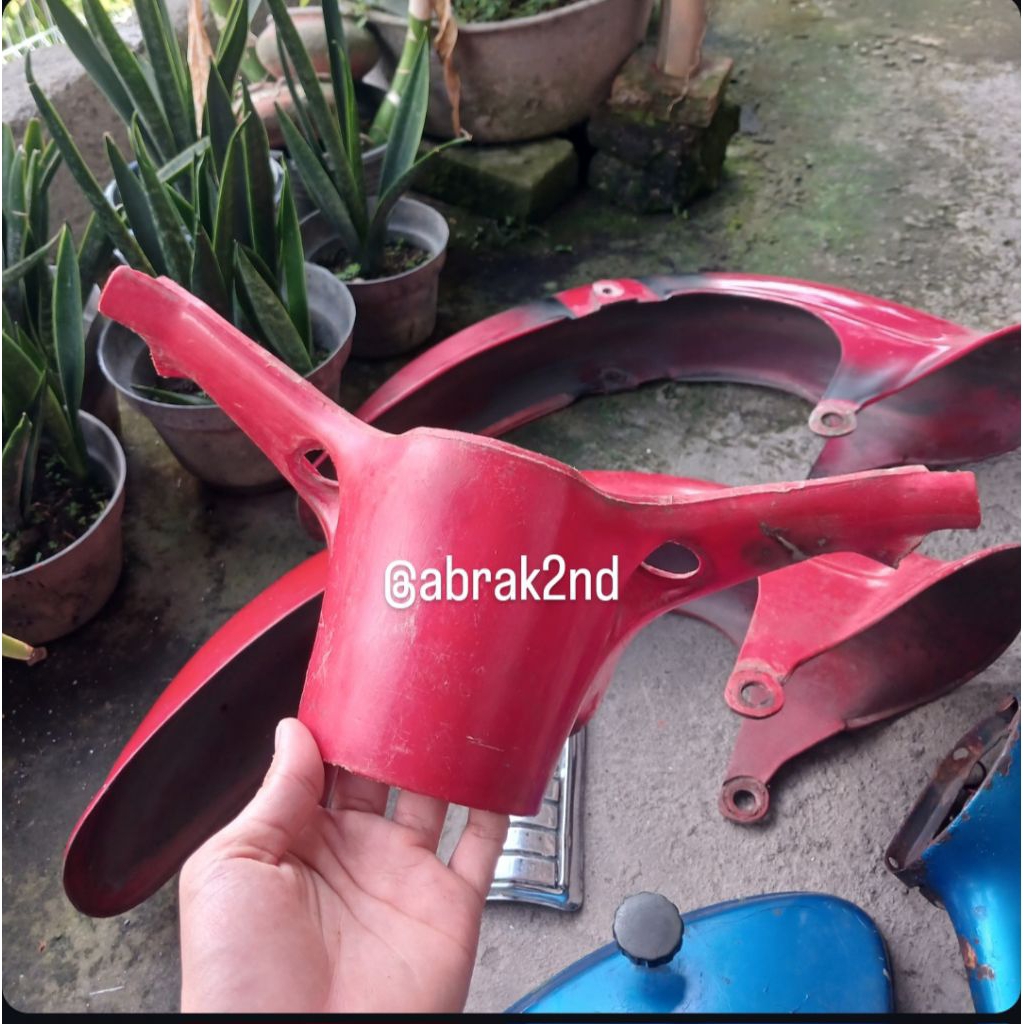 batok bawah c70 original