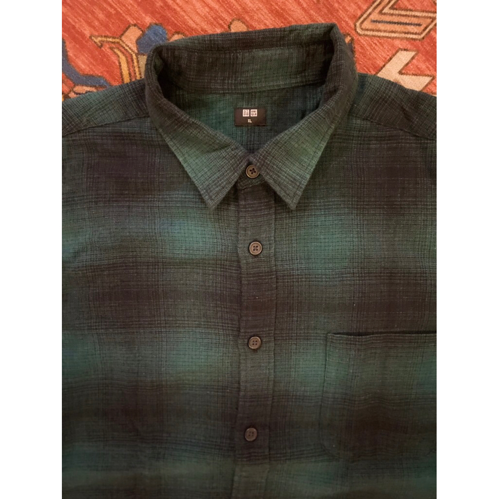 Flannel Uniqlo Veterano Hijau ( XL )